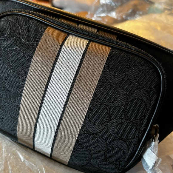 Coach Handbags - Coach Thompson Belt Bag